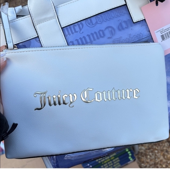 Juicy Couture White and Blue Tote Bag With Matching Cosmetic Bag - Picture 6 of 8